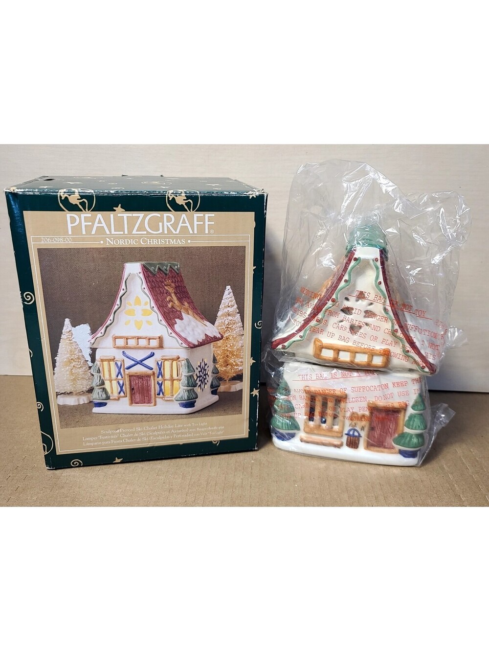 Vintage Pfaltzgraff Nordic Christmas Ski Chalet Tea Light Candle Holder 1999